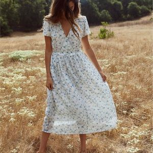 Dawn dress lined cream and blue floral